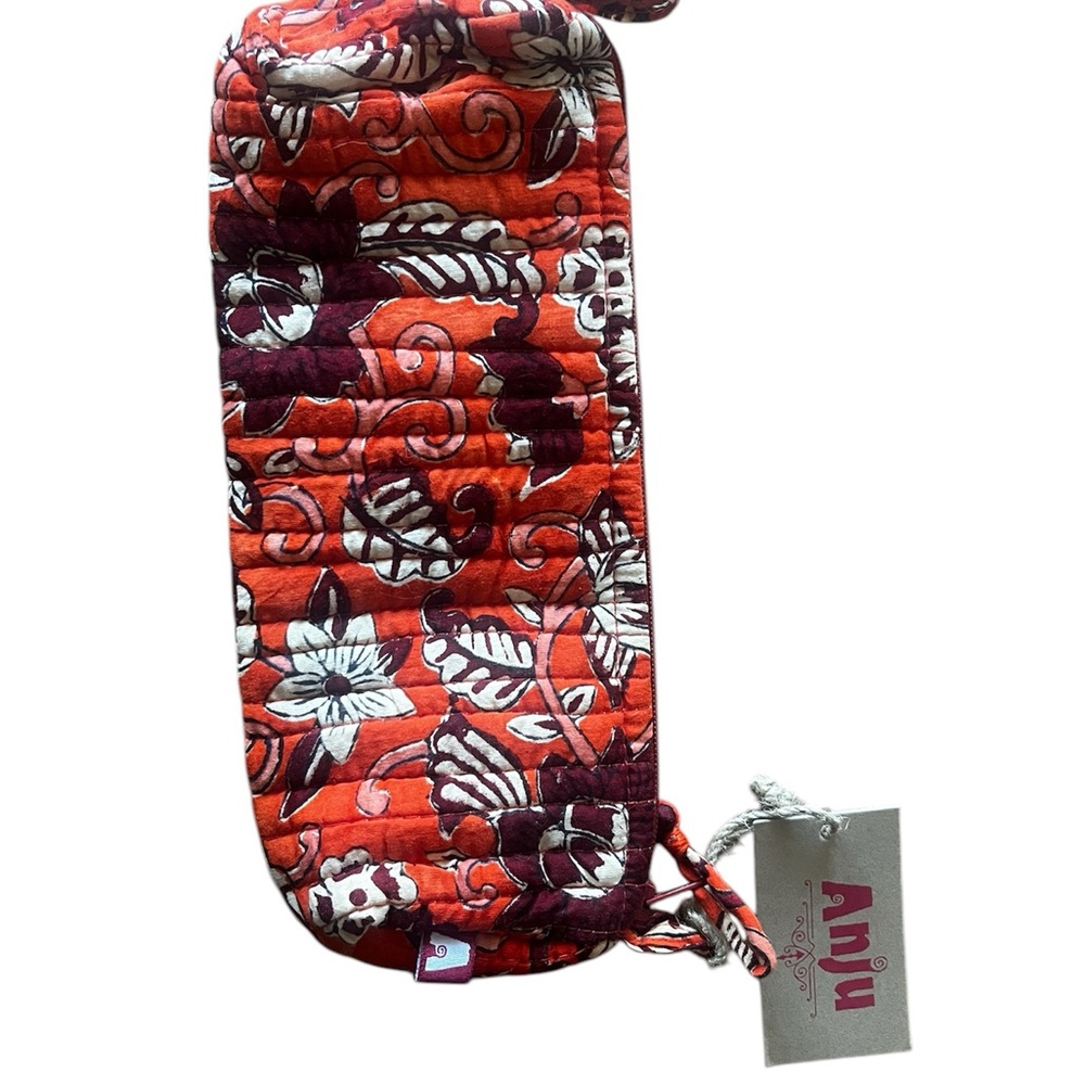 Anju Floral Quilted Brush Bag